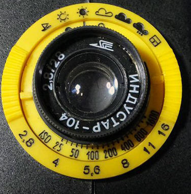 レア！　アガート18K(箱、説明書付き)　AGAT-18Ｋ コンセプト最高、作りは最低！迷カメラ アガート18K: The Analog life